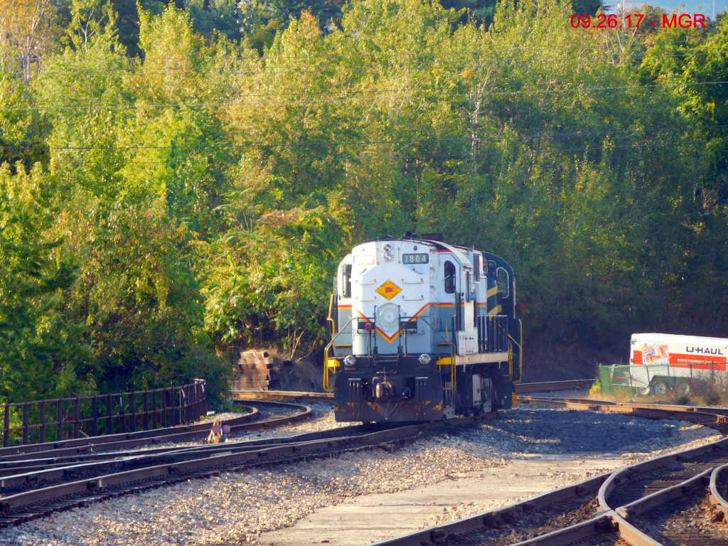 Sightings 09.26.17 /  DL On Bridge 60