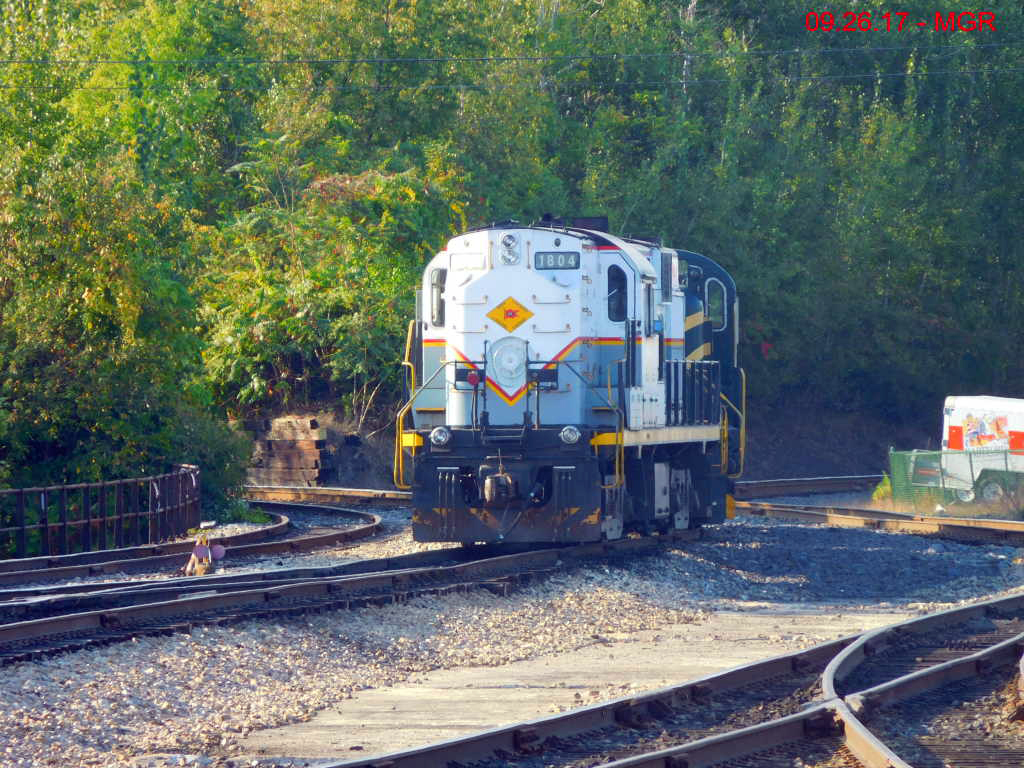 Sightings 09.26.17 /  DL On Bridge 60