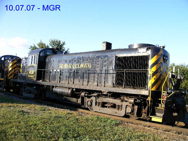 Sightings 10.07.01 / DL, CP