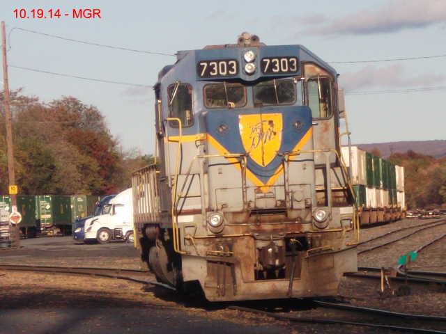 Sightings 10.19.14 / D&H 7303 At Taylor