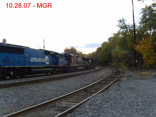 Sightings 10.28.07 / Southbound at Taylor