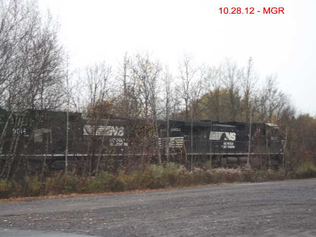 Sightings 10.28.12  /  Southbound at Hudson