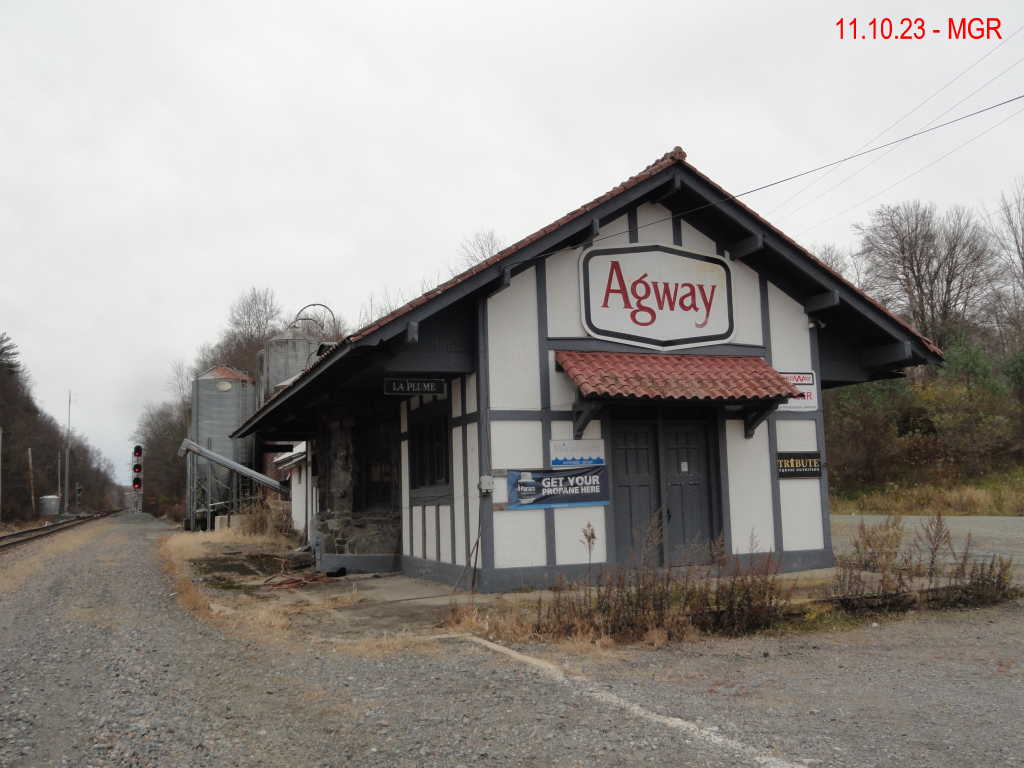 Sightings 11.10.23  / Epic Railfan Tour of Stations