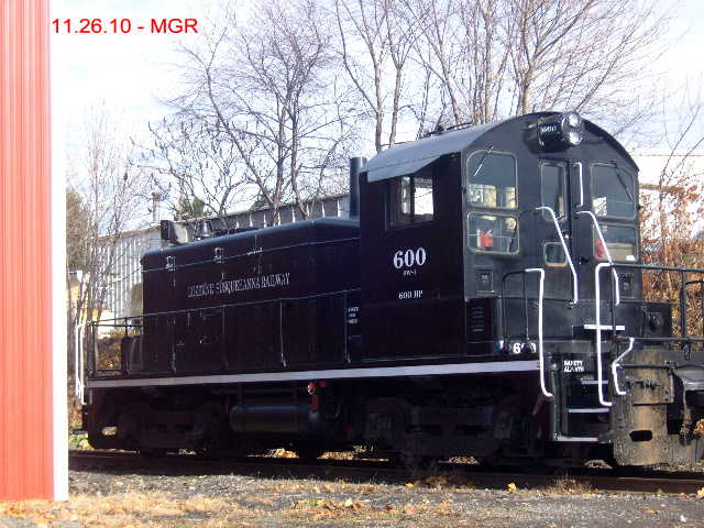 Sightings 11.26.10, Hudson, Pittston Junction, Steamtown 