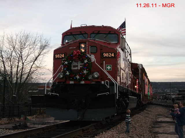 Sightings 11.26.11  / CP Christmas Train At Steamtown