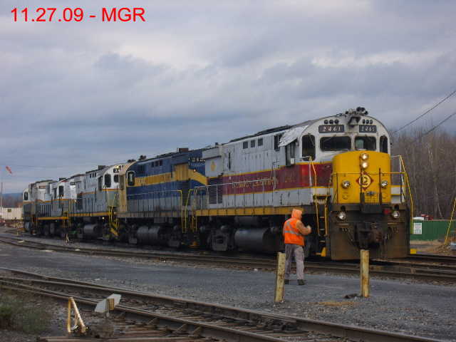 Sightings 11.27.09 / D-L Light at Taylor Yard