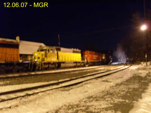 Sightings 12.06.07 / Night at Taylor Yard