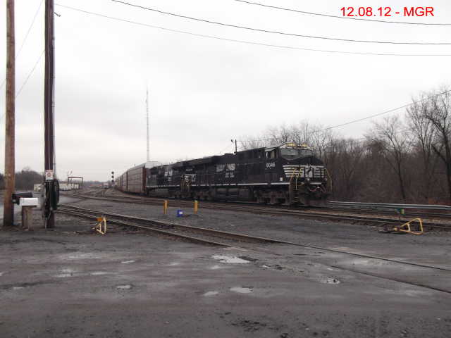 Sightings 12.08.12 / NS Units Laying Over At Taylor Yard