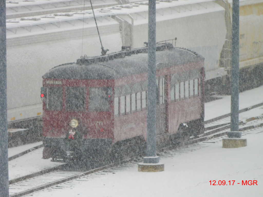 Sightings 12.09.17 /  Taylor Yard, Steamtow