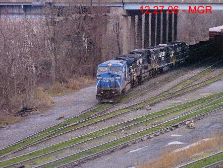Sightings 12.27.06 Enola Yard