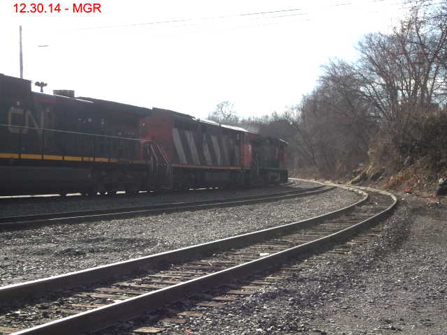 Sightings 12.31.14  /  CN Units Thru Taylor Yard