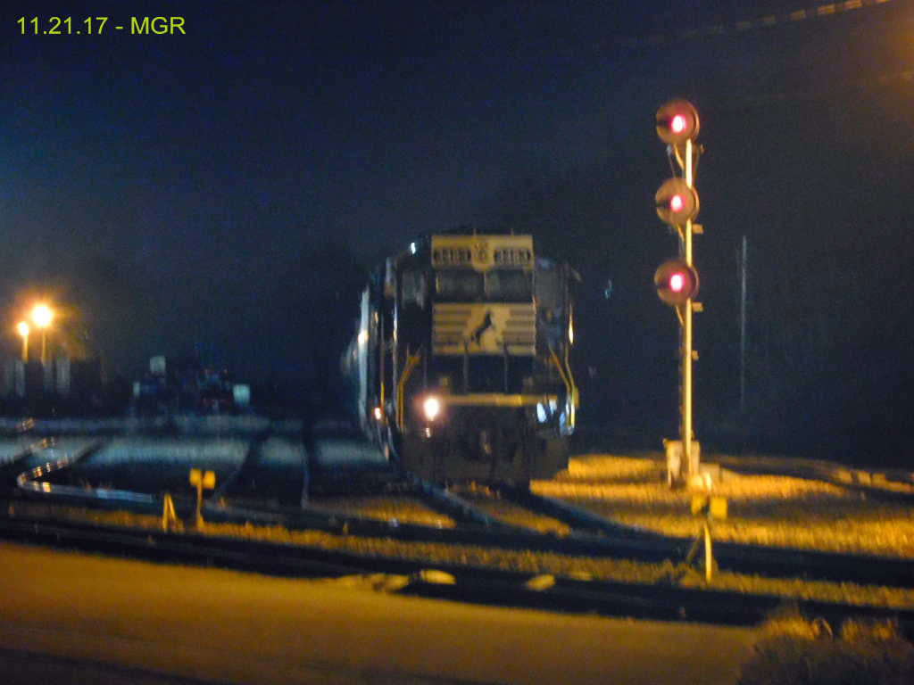 Sightings 11.21.17 / NS Units Lay Over At Taylo