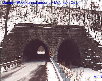 Tunnel, Jumper Road